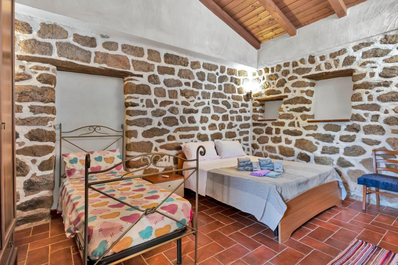 Casettina Loiri Porto San Paolo Bagian luar foto